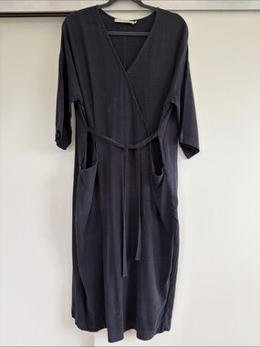 7115 by Szeki Casual Wrap-Style Midi Dress with Pockets